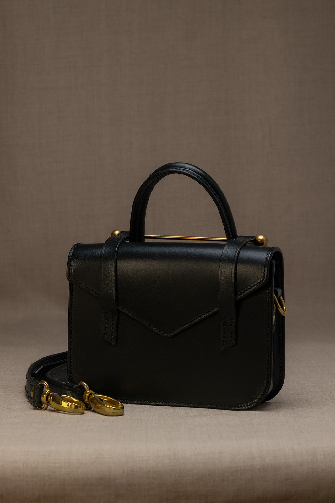 Mini Envelope Music Case: Organize Your Melodies with Style - Rutherfords