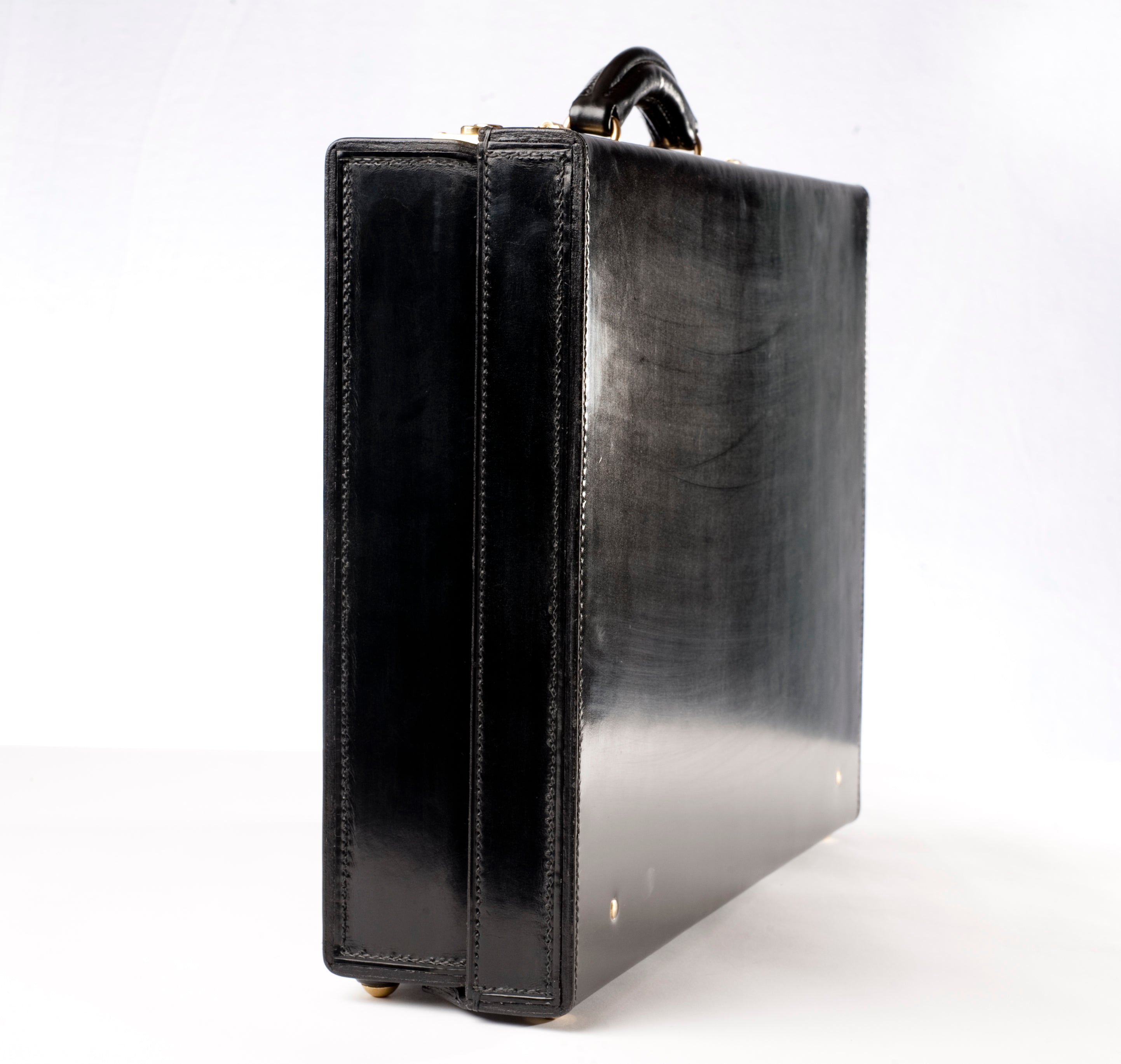 Lid-Over Attaché Case